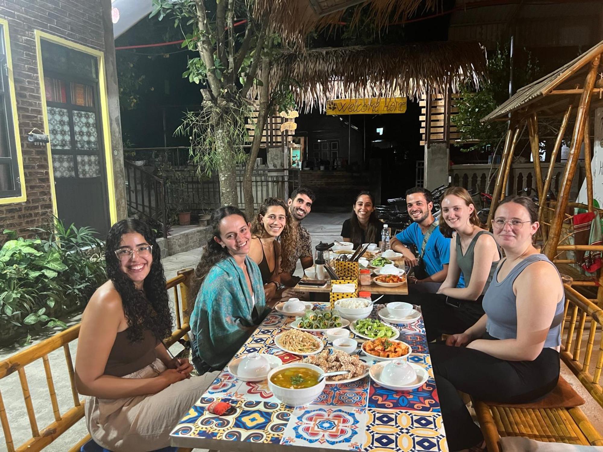 Hakuna Matata Homestay 마이쩌우 외부 사진