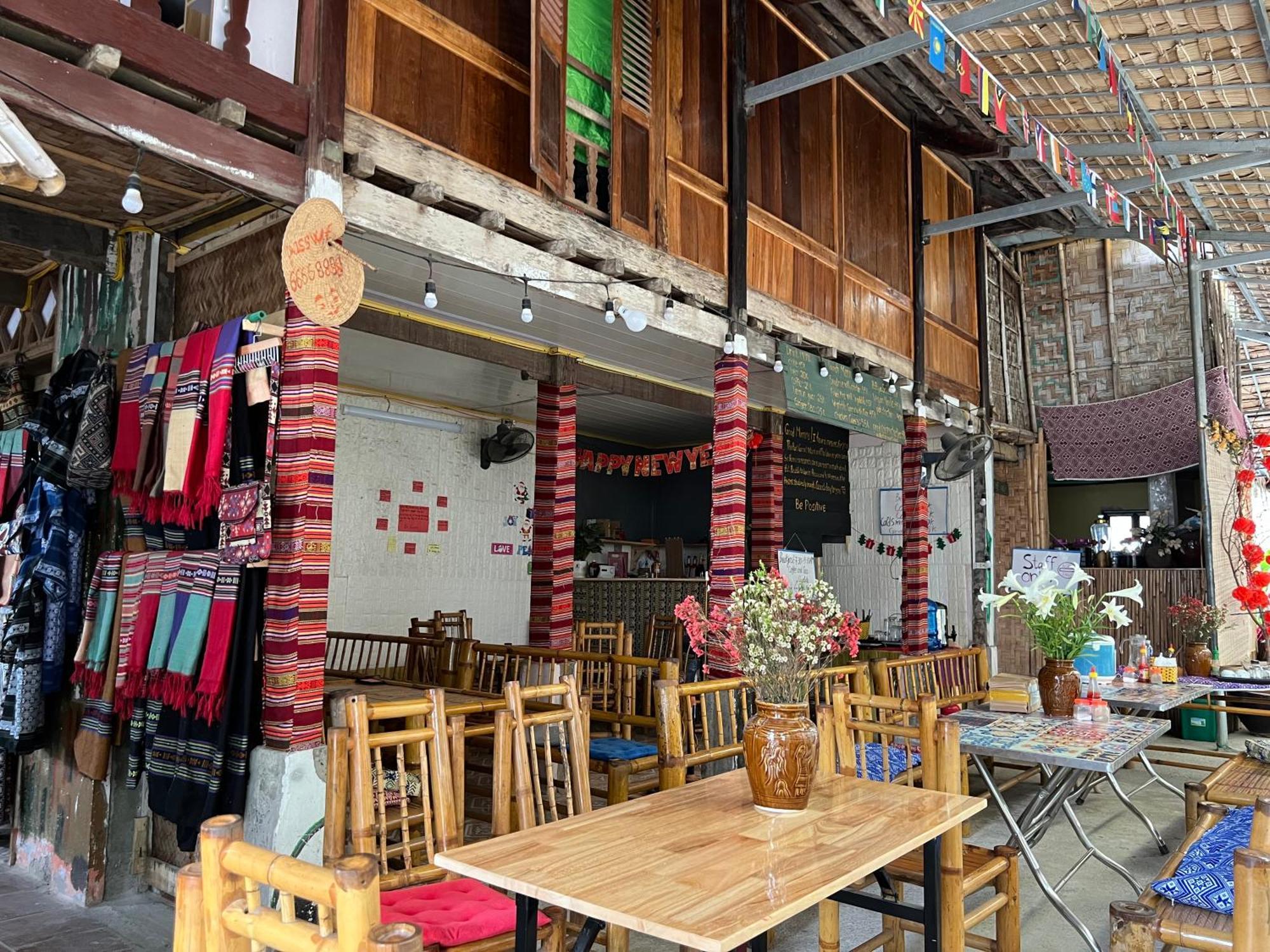 Hakuna Matata Homestay 마이쩌우 외부 사진