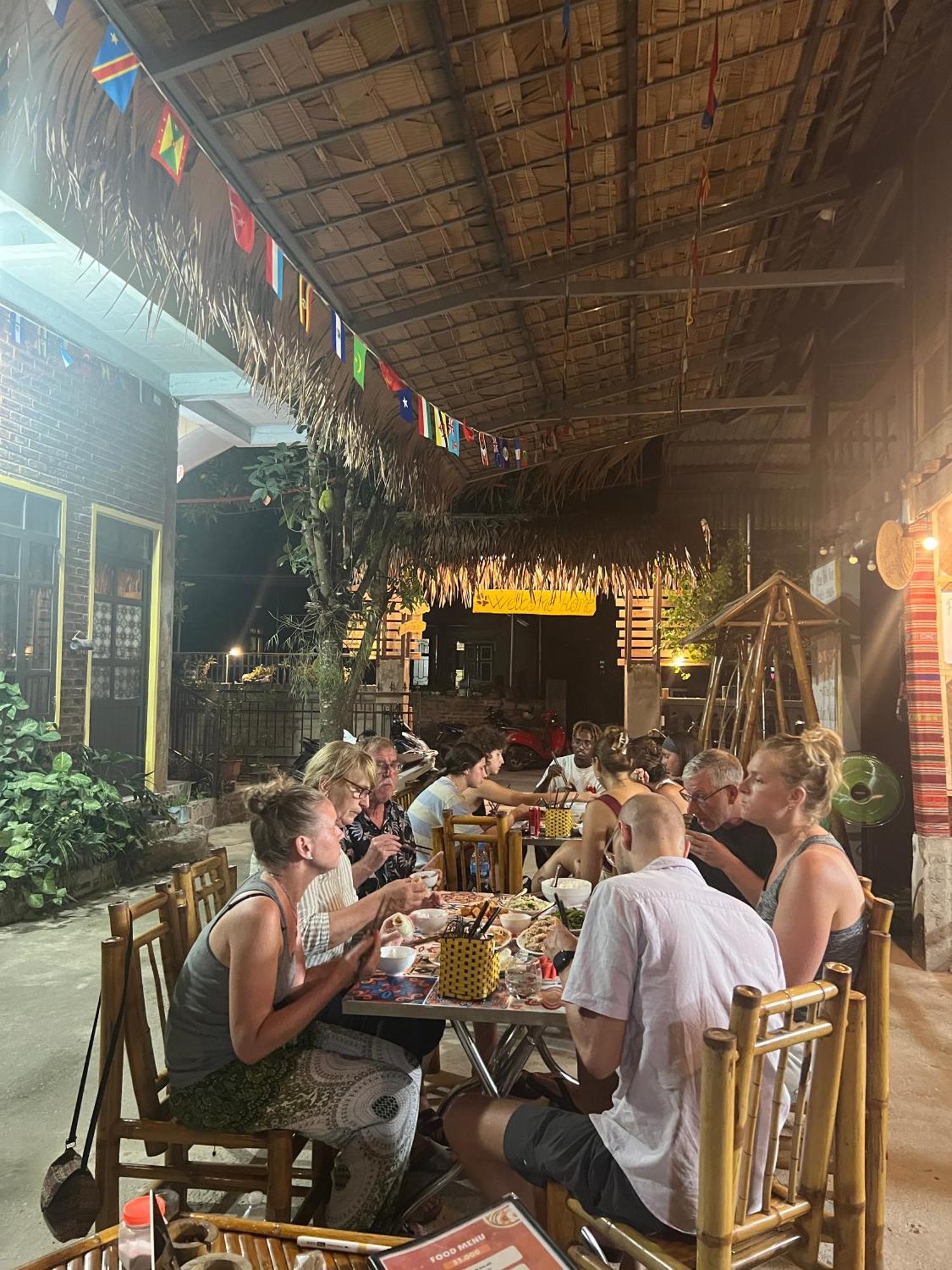 Hakuna Matata Homestay 마이쩌우 외부 사진