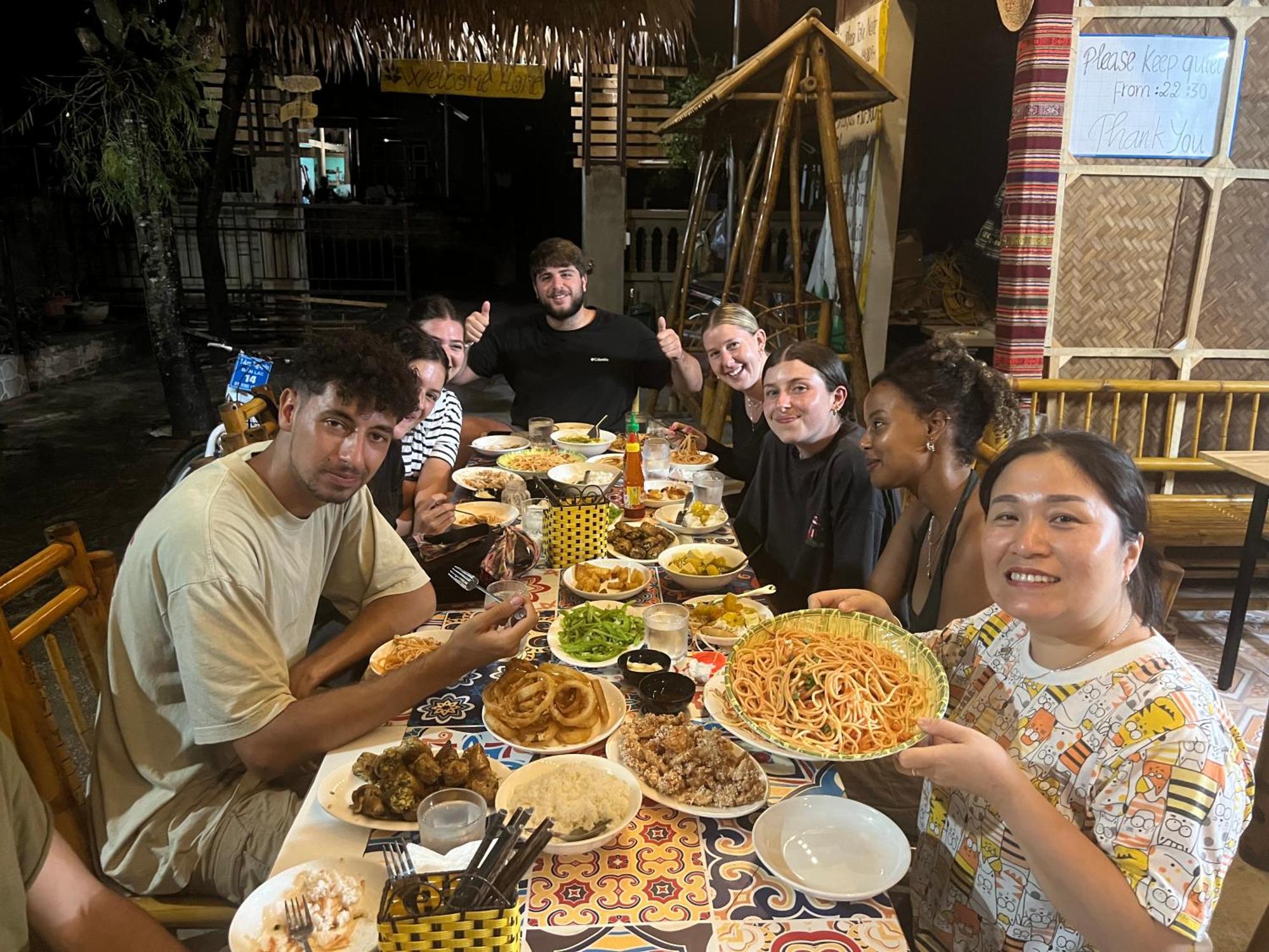 Hakuna Matata Homestay 마이쩌우 외부 사진